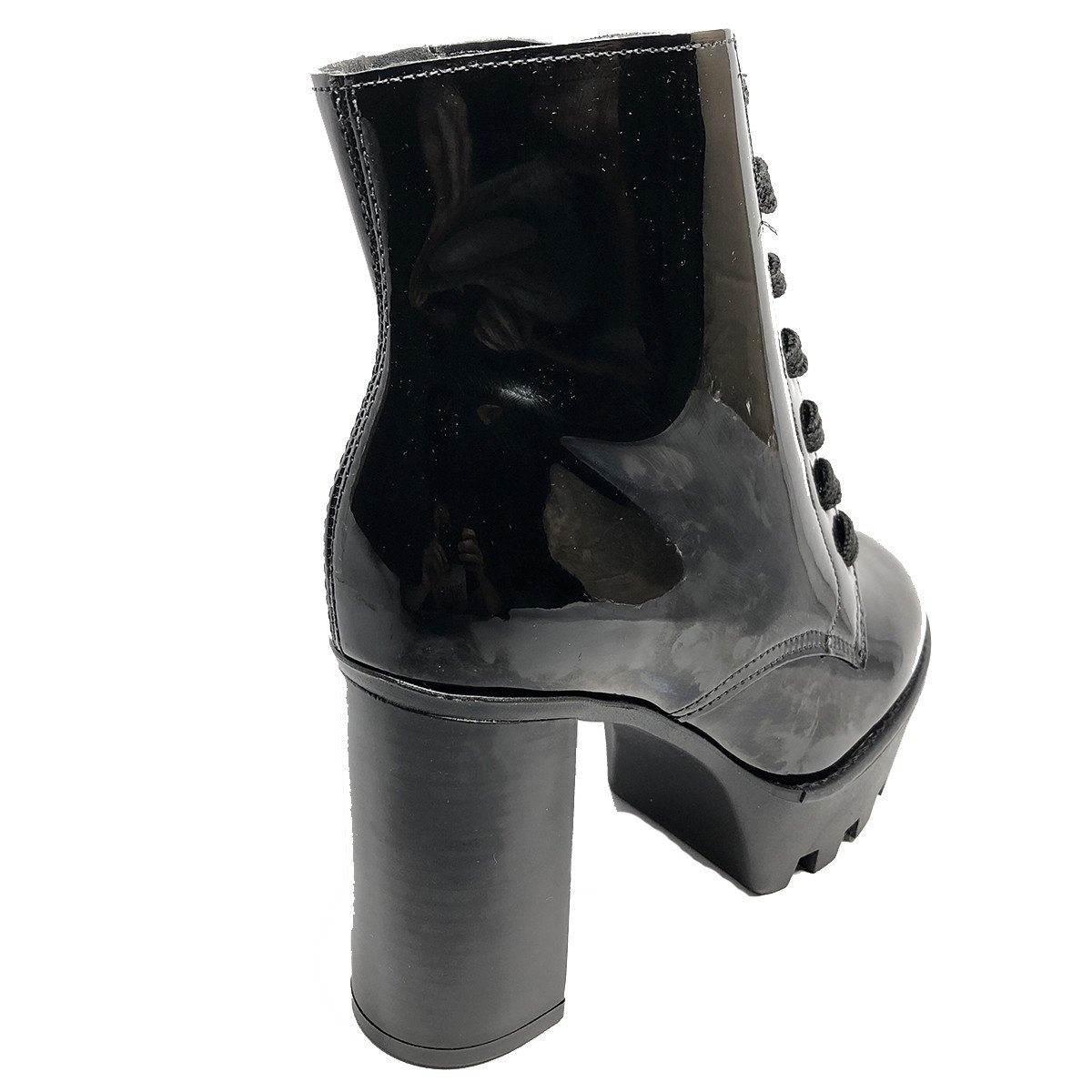 salto tratorado vizzano