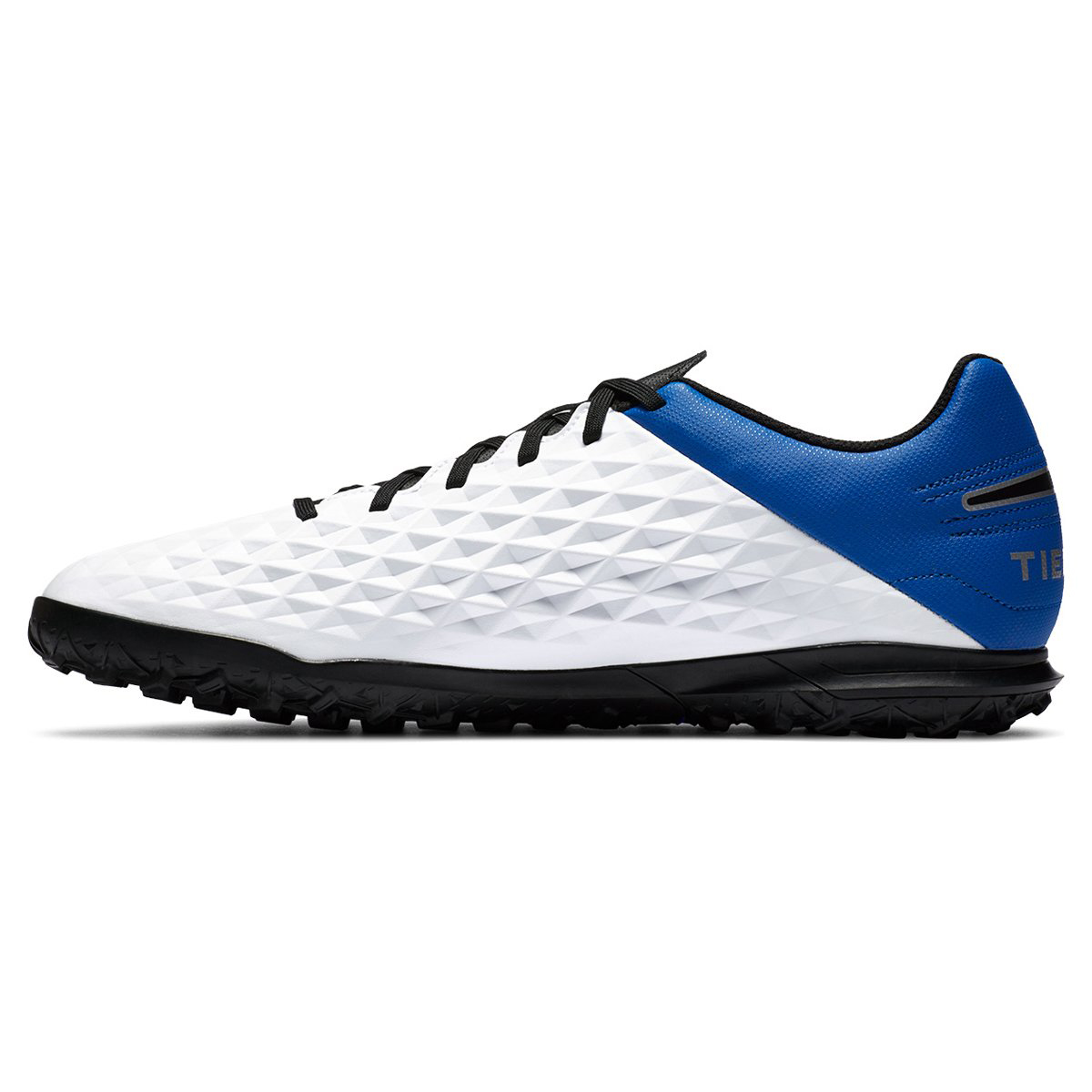 society nike e adidas
