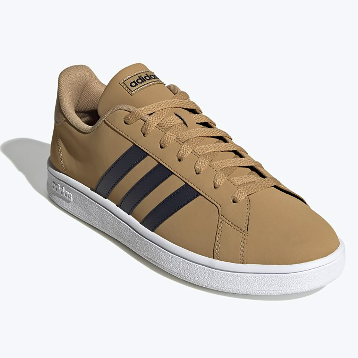 Коричневые кроссовки адидас. Кеды adidas Grand Court Base. Adidas / кроссовки Grand Court Base. Adidas Grand Court Base мужские. Кроссовки adidas Grand Court.